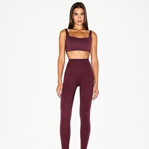 NWT Nike Skims High-Waisted Leggings sz 2x